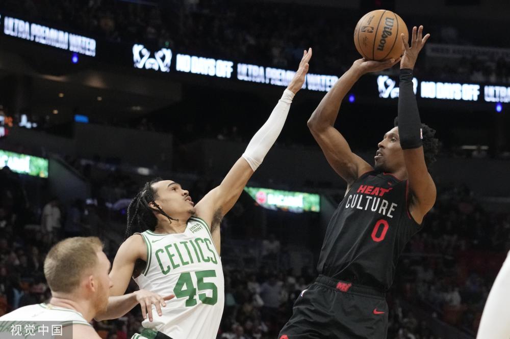 40岁1个月又18天！C罗刷新个人保持的葡萄牙队最年长进球纪录.